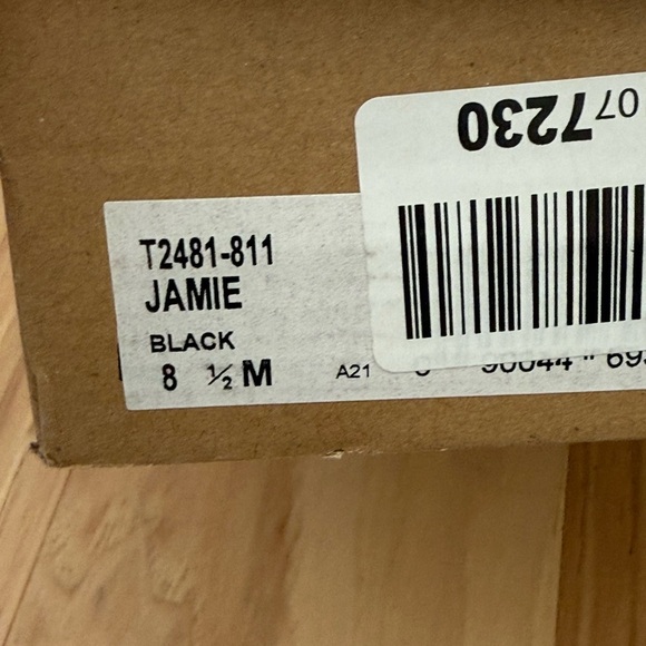 Trotters Women's Jamie Dress Pump  size 8.5 M - Picture 13 of 14